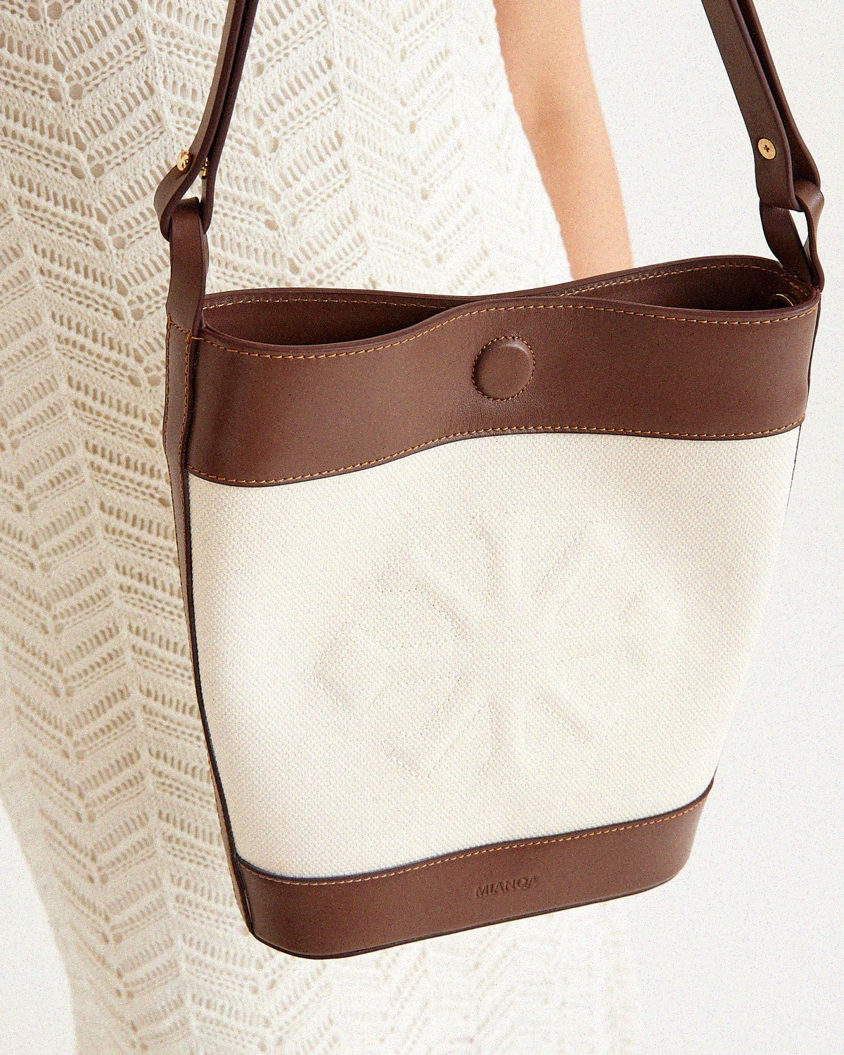 Canvas & Leather Bucket Shoulder Bag White