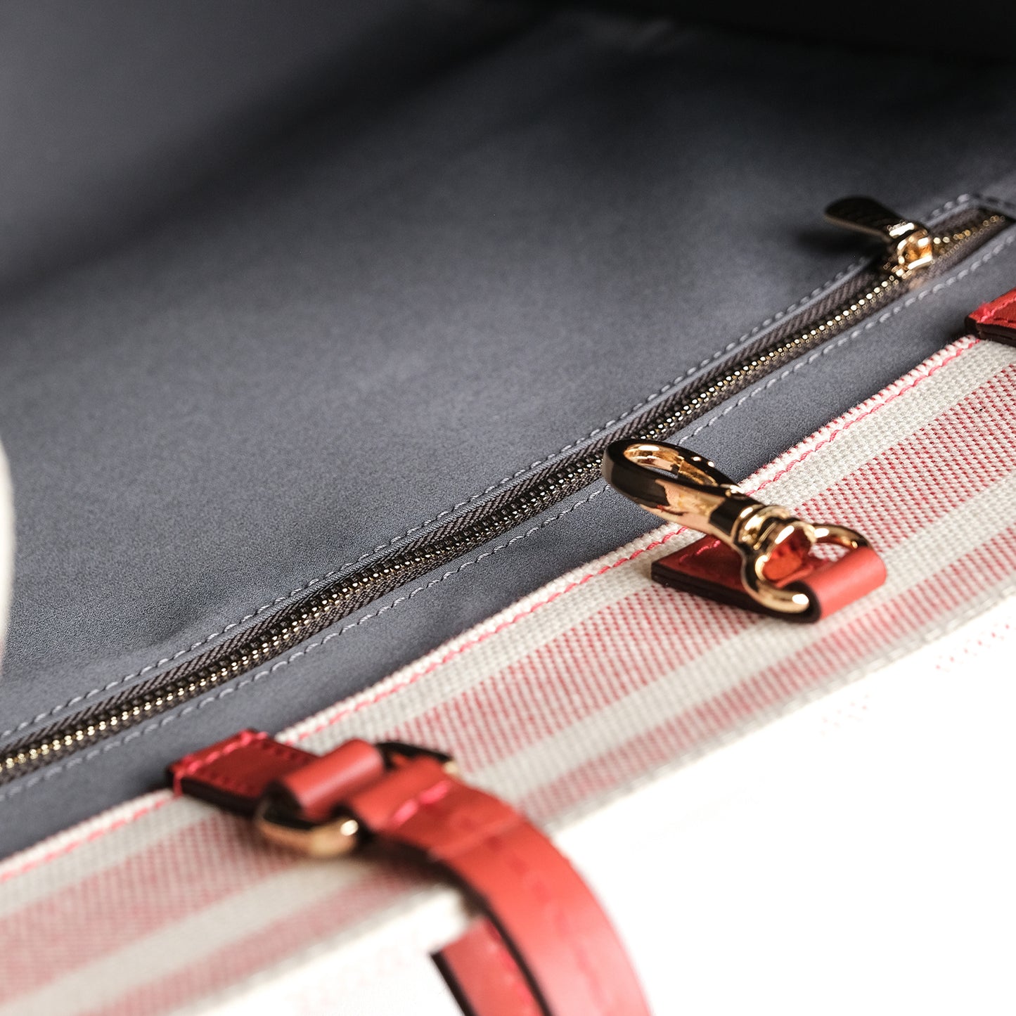 Fabric & Leather Tote Bag Medium Red